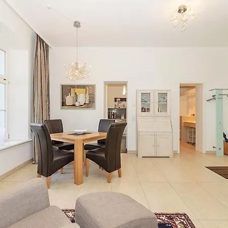 Apartament Jagdschloss Zu 9 *