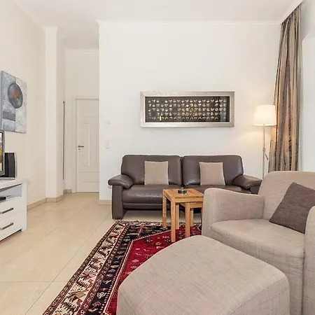 Jagdschloss Zu 9 Apartament